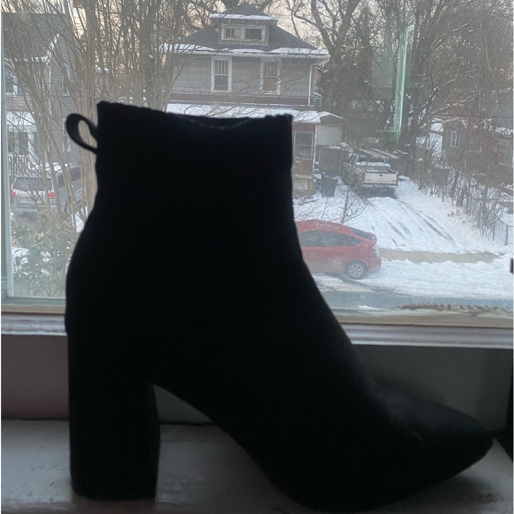 Comfortable Black Booties